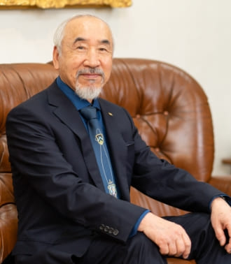 樹神 徹